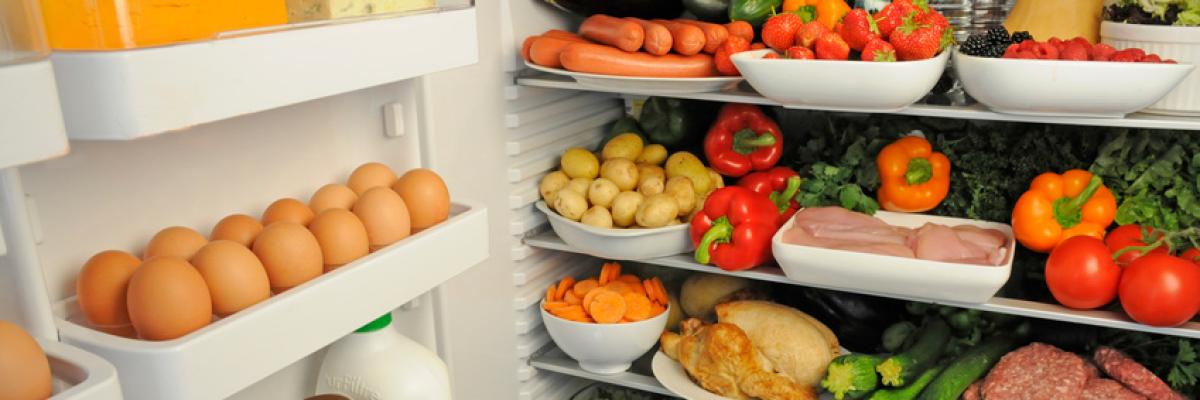 voller Kühlschrank